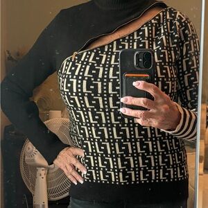 Fashion Says me too sweater